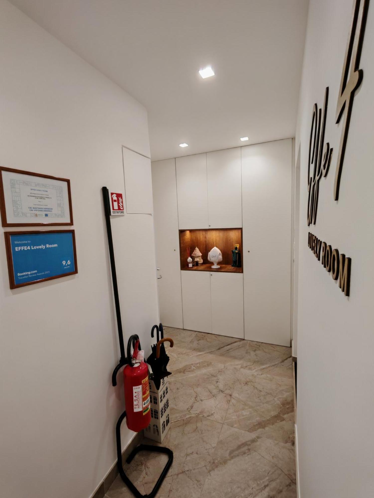 Effe4 Lovely Room Bari Cameră foto