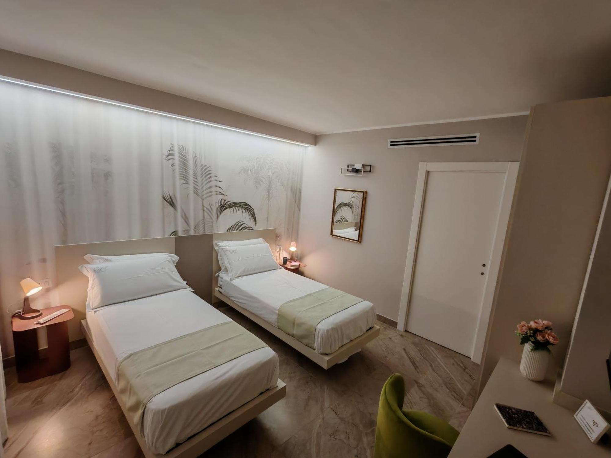 Effe4 Lovely Room Bari Cameră foto