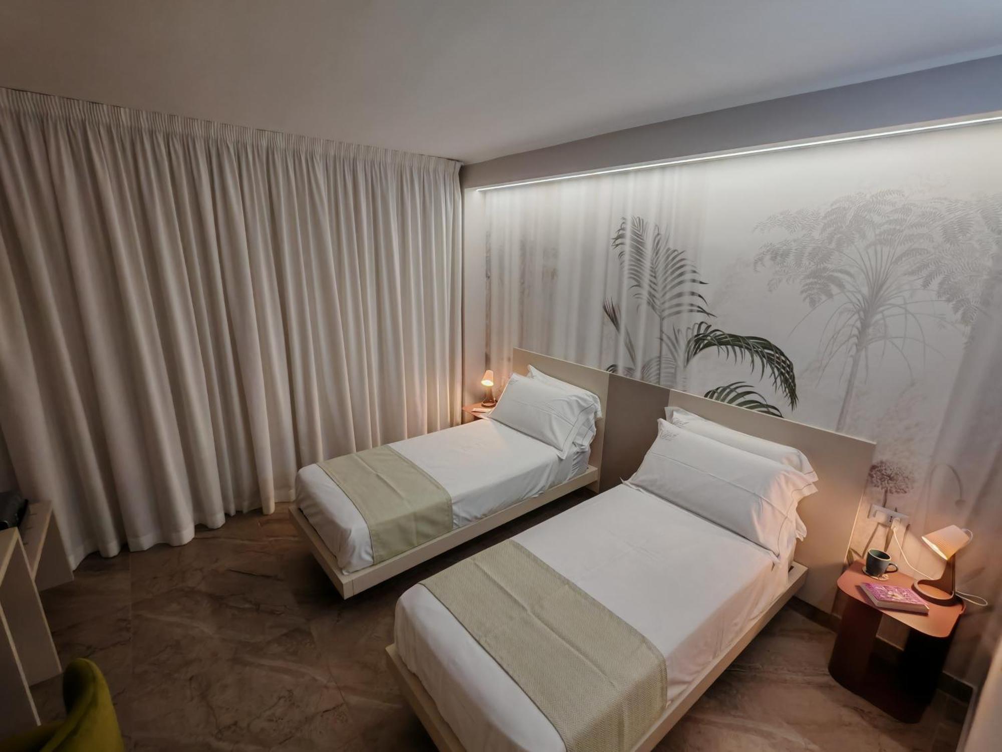 Effe4 Lovely Room Bari Cameră foto