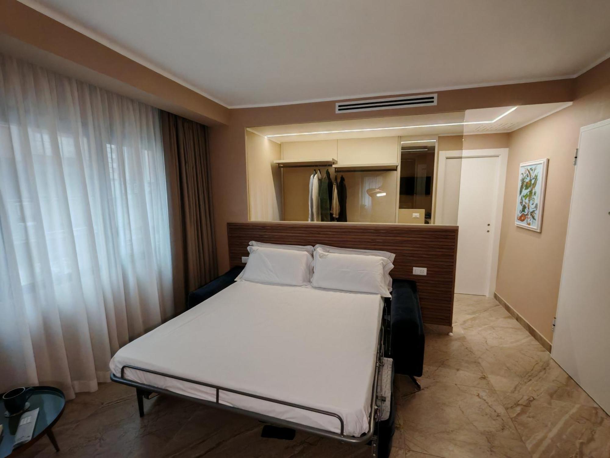 Effe4 Lovely Room Bari Cameră foto